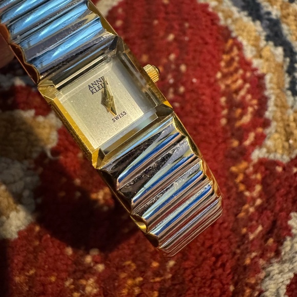 Anne Klein Vintage Watch Gold Accent All Around Perimeter Of Bracelet - Picture 2 of 9